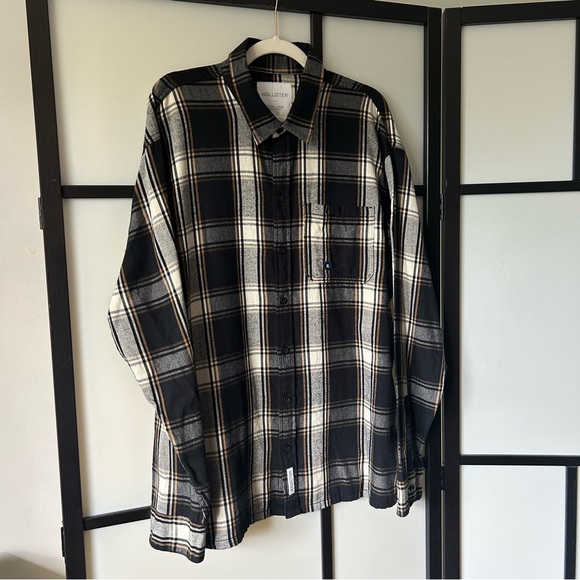 [XL] Hollister NWT Men's Classic Black and White Plaid Flannel Shirt Relaxed Fit - Picture 3 of 12